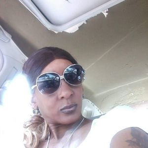 Meet your Posher, Rhonda